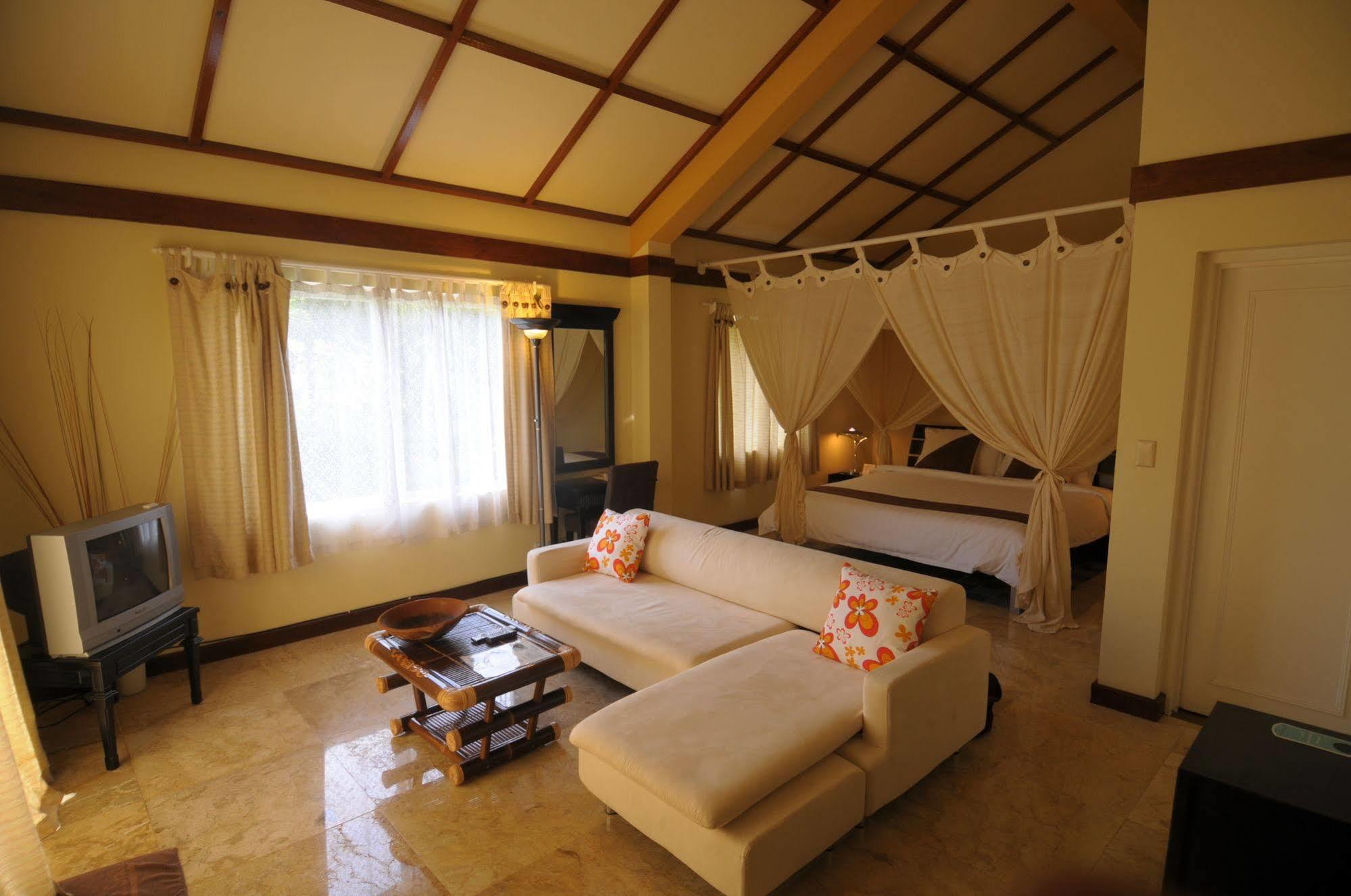 Mariana Resort & Spa San Roque Eksteriør bilde